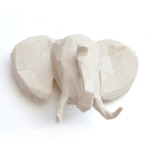 Cargar imagen en el visor de la galería, Elefante Escultura Arena
